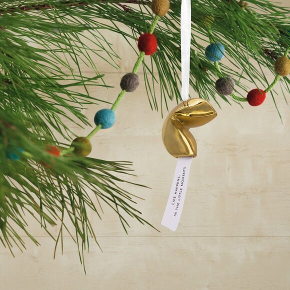 New! Ceramic Fortune Cookie Hallmark Signature Premium Ornament Little Moments - Picture 4 of 4
